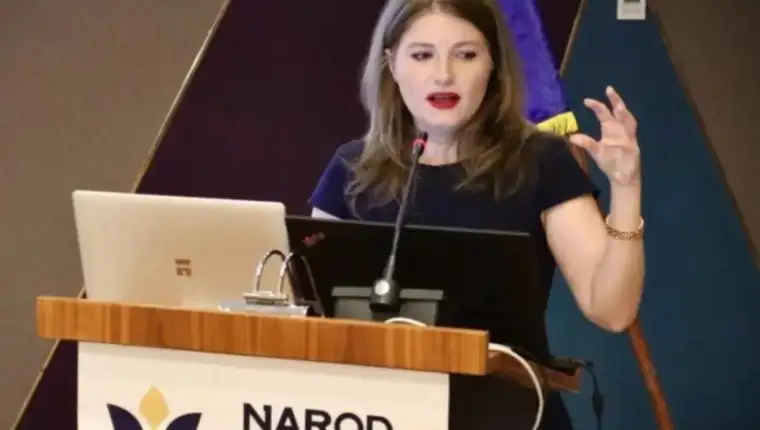 Mia Abazović