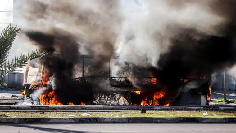 Izraelska vojska pogodila autobus u Gazi