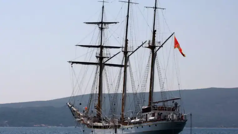 brod jadran