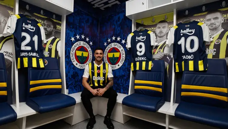 AA-20240113-33431217-33431214-KRUNIC_ZVANICNO_PREDSTAVLJEN_U_FENERBAHCEU