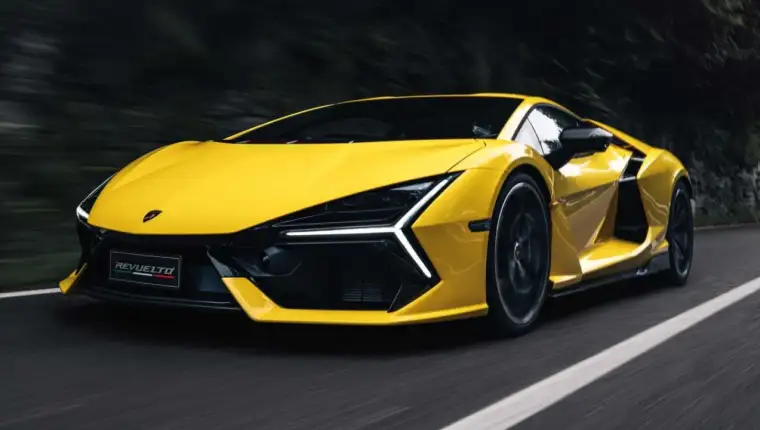 lamborghini revuelto