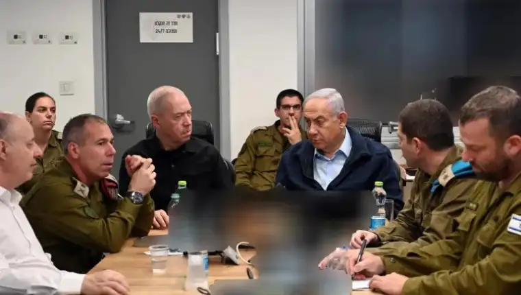 Netanyahu-I-Gallant-1705484774-ezgif.com-webp-to-jpg-converter