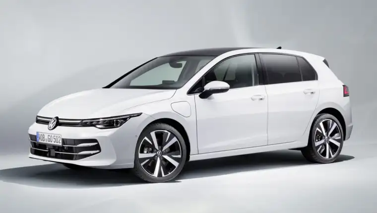 Volkswagen-Golf-8-3