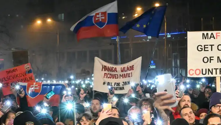protesti slovacka