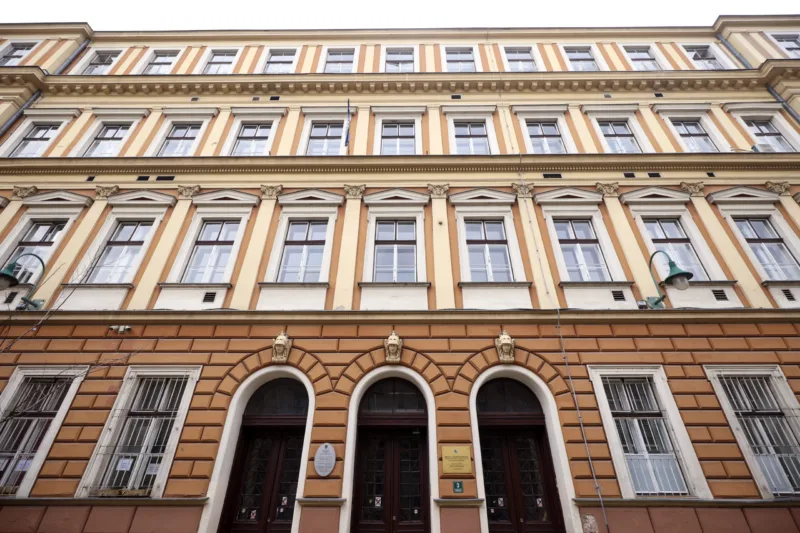 PrvaGimnazija_02_100224