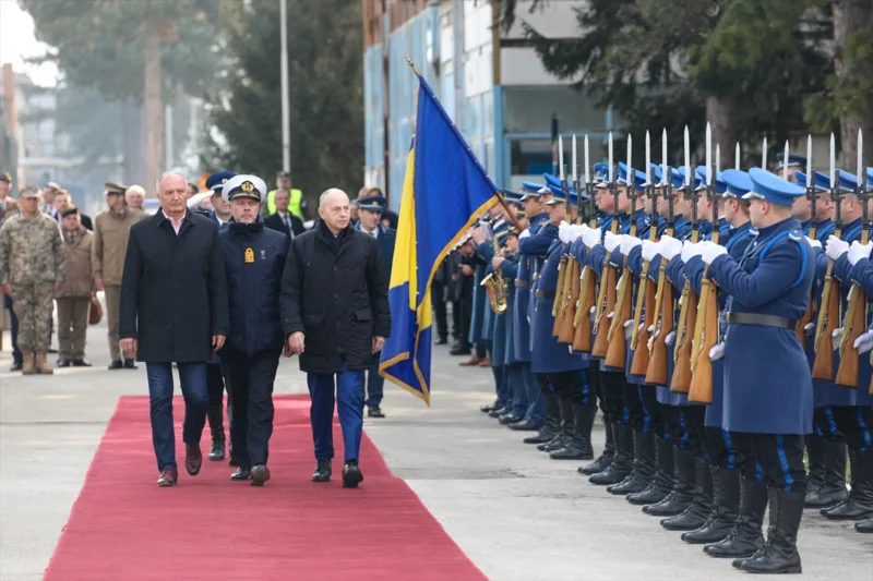 AA-20240202-33596527-33596503-ZAMJENIK_GENERALNOG_SEKRETARA_NATOA_U_RAJLOVCU_NA_LIDERIMA_I_GRADANIMA_JE_DA_ODLUCE_O_BUDUCNOSTI_BIH