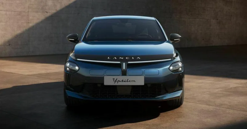 lancia ypsilon 1