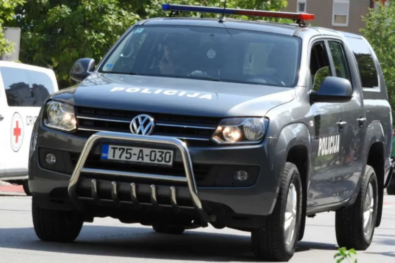 sipa policija auto