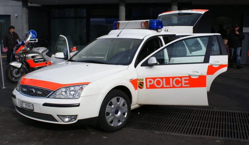 policija svajcarska, svicarska