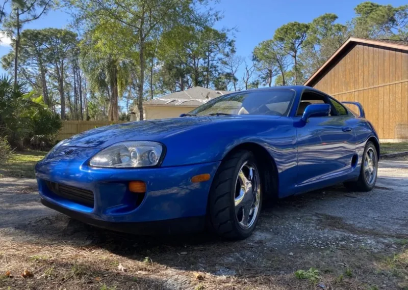 Toyota Supra 1