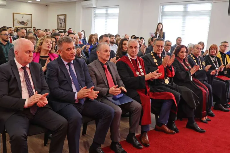 univerzitet dzemal bijedic