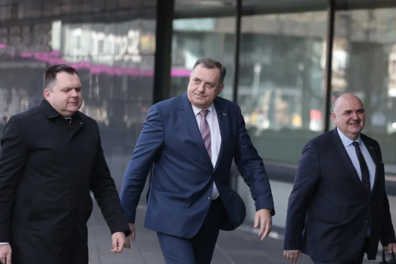 dodik-sastanak-parlament-1