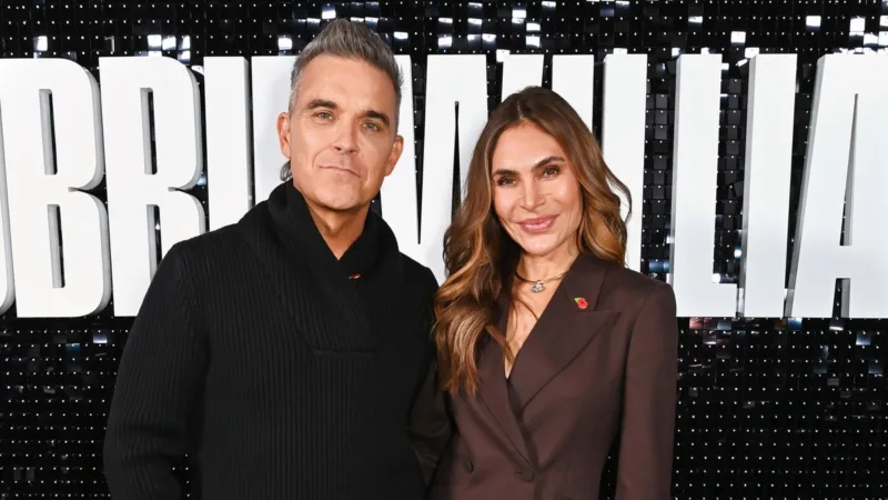 robbie-williams-and-ayda-field-relationship-timeline-654b760bdddab