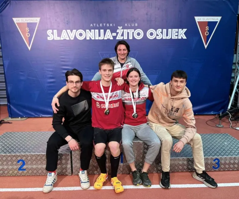 atletika skakači sa motkom