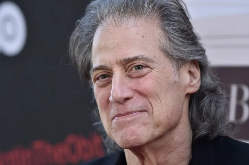 Richard Lewis