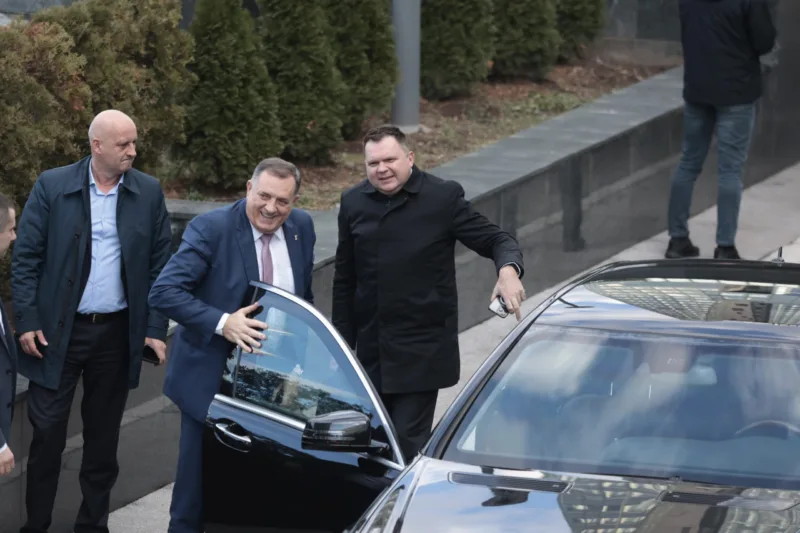 dodik-sastanak-parlament-4