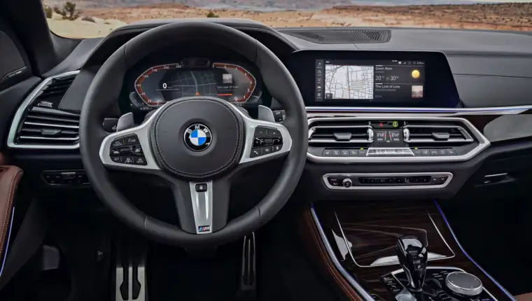 bmw kabina