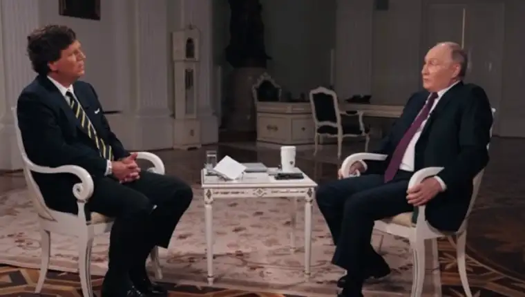 putin i carlson.jpg