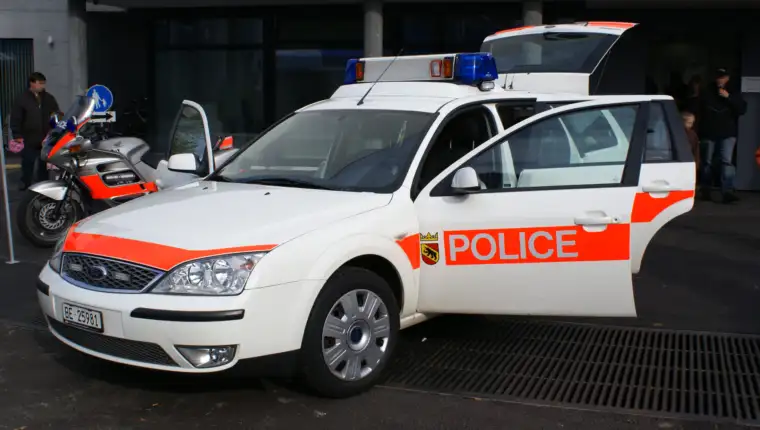 policija svajcarska, svicarska