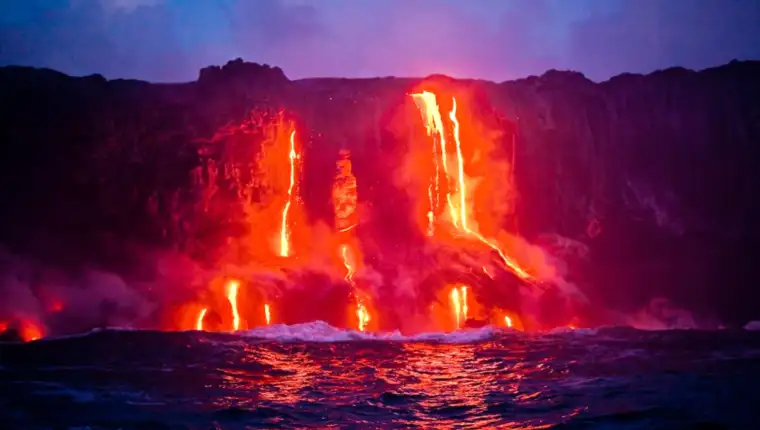 flowng lava