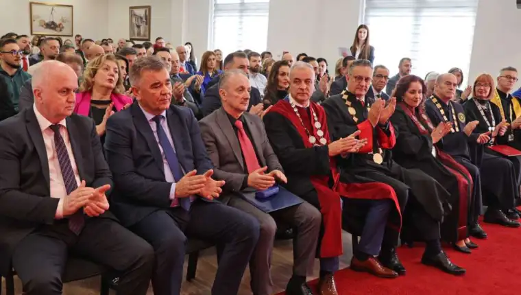 univerzitet dzemal bijedic