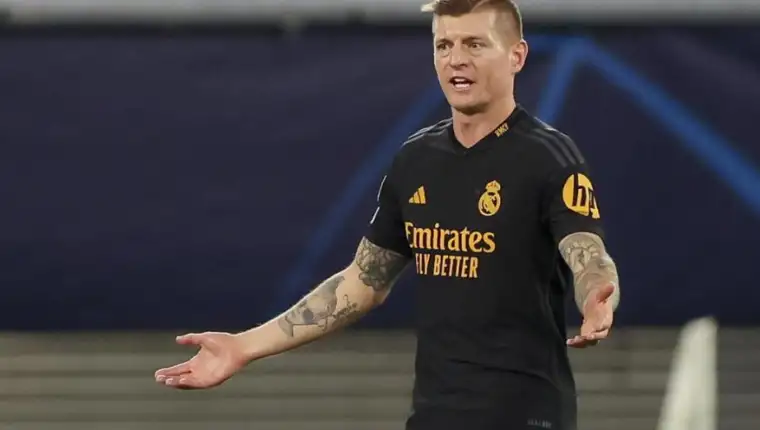 kroos