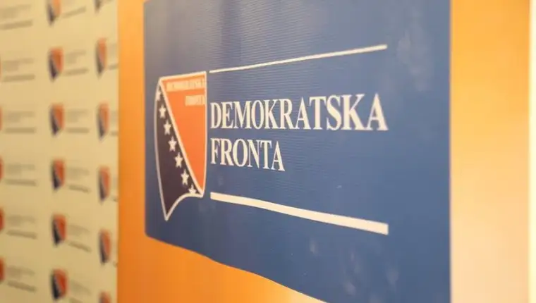 demom-fronta-1