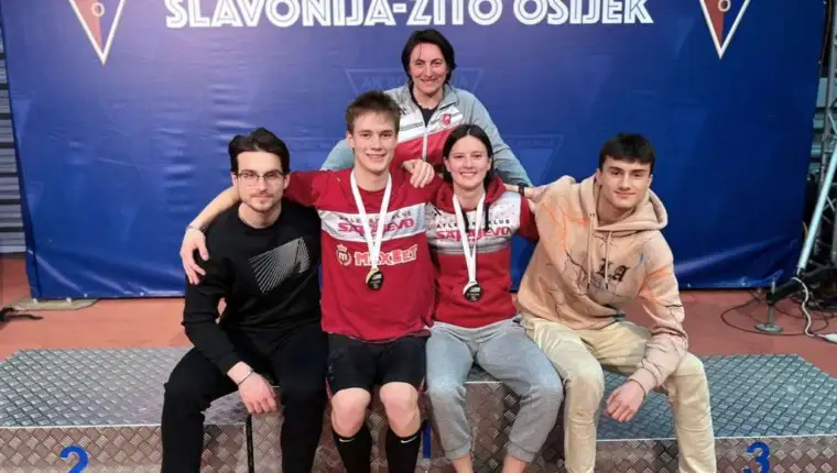 atletika skakači sa motkom
