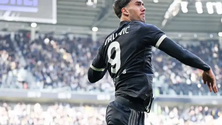 juventus vlahović.jpg