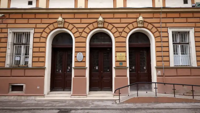 PrvaGimnazija_01_100224