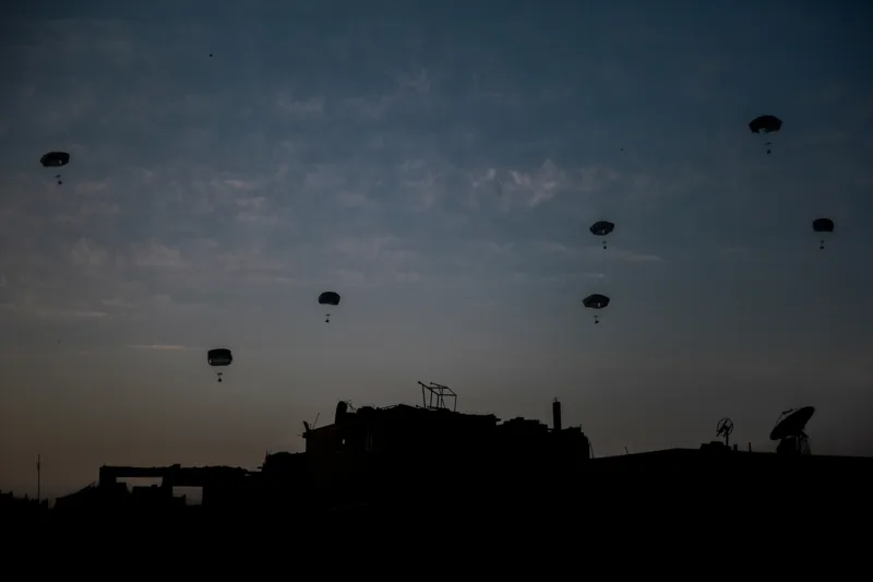 gaza humanitarna pomoc iz zraka aa (6)