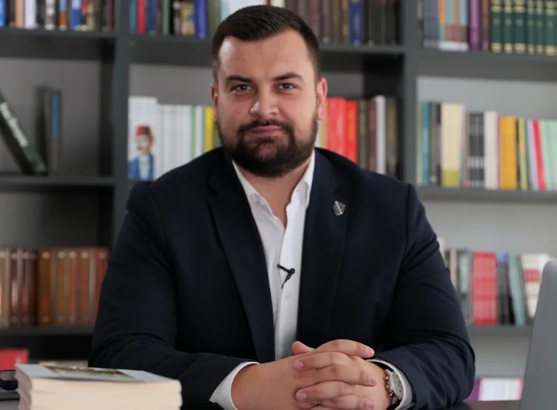 armin hodžić.jpg