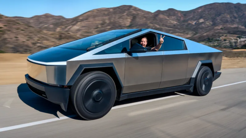 1-Tesla-Cybertruck-review
