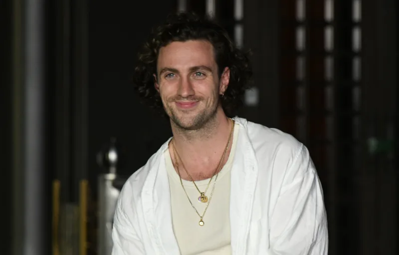 aaron-taylor-johnson-james-bond12