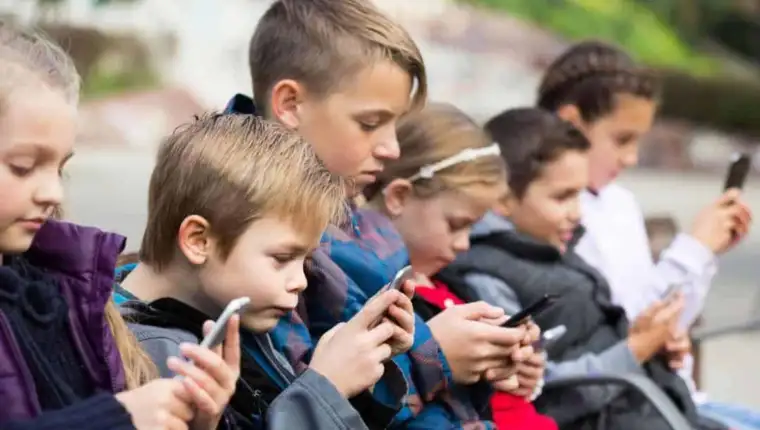 djeca društvene mreže mobiteli