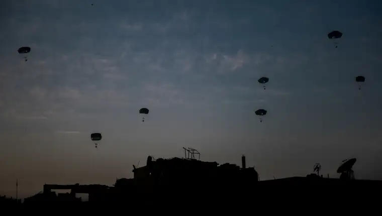 gaza humanitarna pomoc iz zraka aa (6)