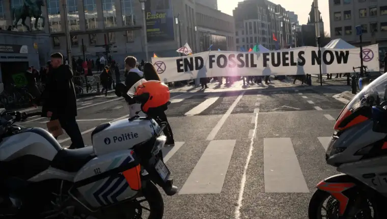 fosilna goriva protest