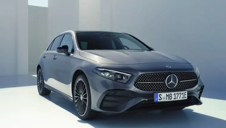 Mercedes-A-2023-1