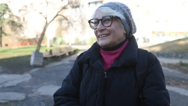 Aida Ćorović osuđena zbog gađanja jajima murala Ratku Mladiću u Beogradu: Tužiću državu Srbiju