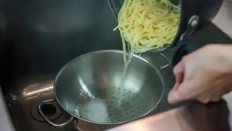 tjestenina