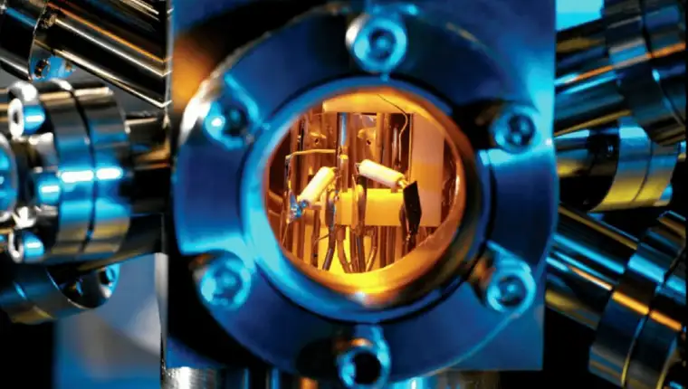 fuller sa azotnim atomom