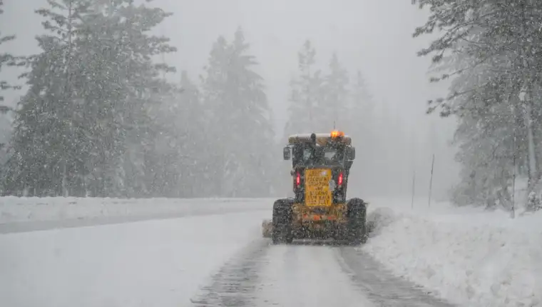 SAD: Californiju i Nevadu zahvatila žestoka mećava (1)