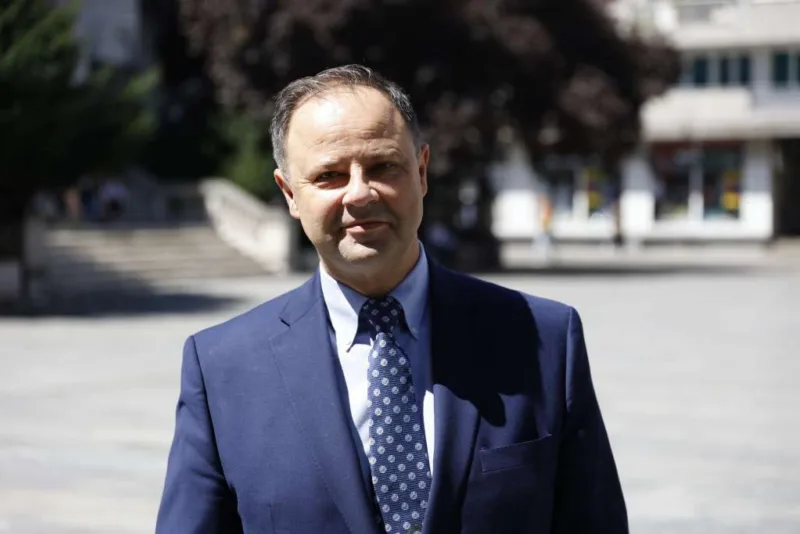 adnan hadrović