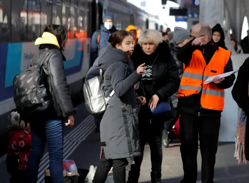 Refugees from Ukraine arrive by train in Zurich