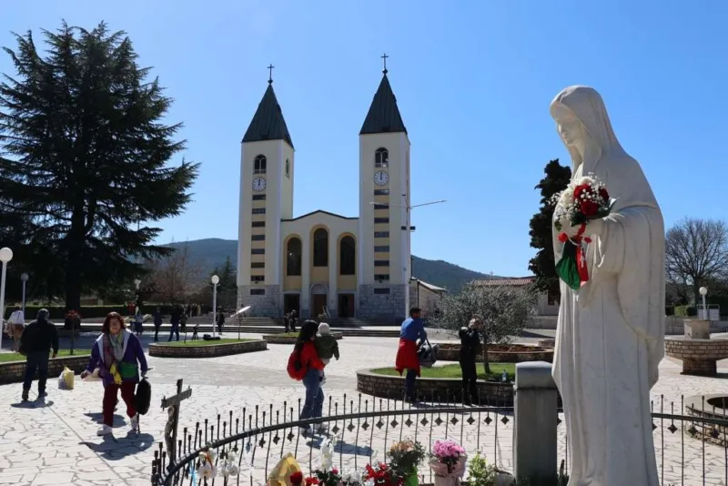 SVETIŠTE