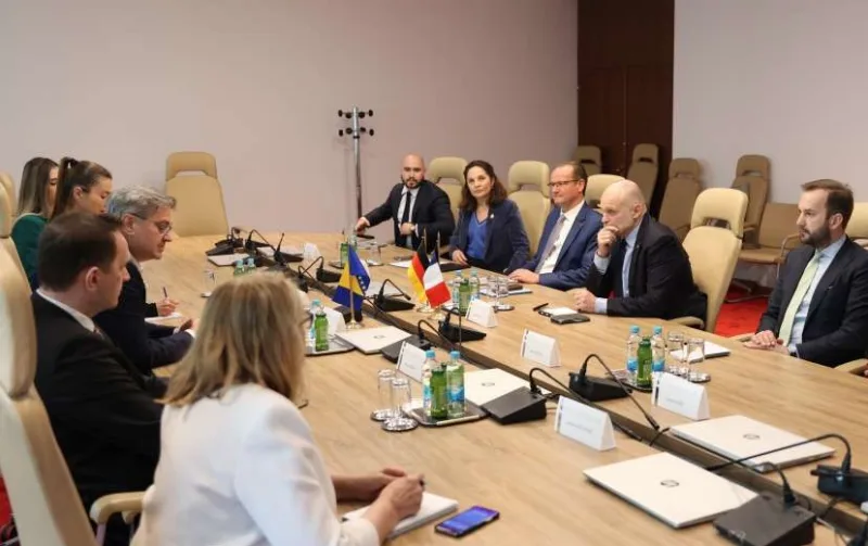 zvizdic sa parlamentarcima njemacke francuske