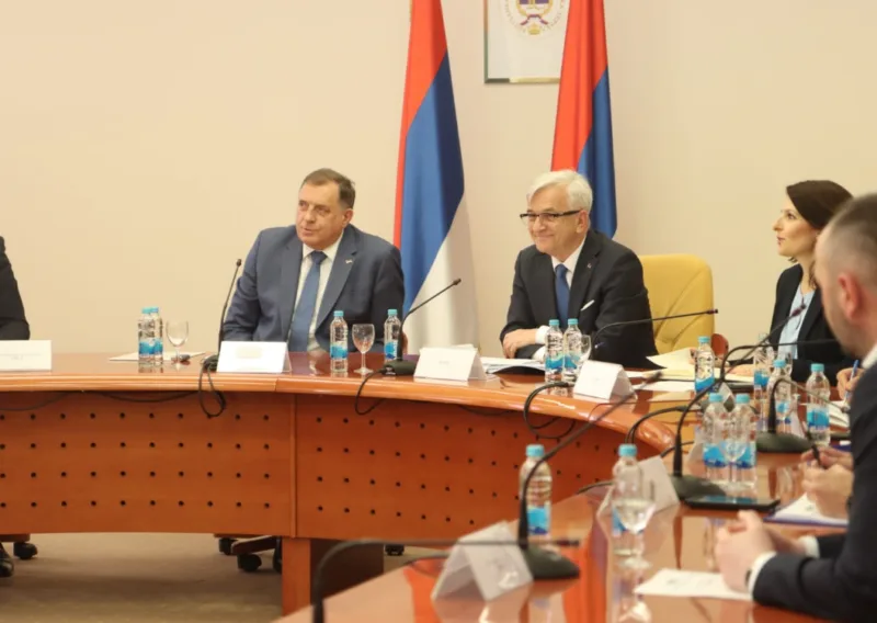 dodik 1