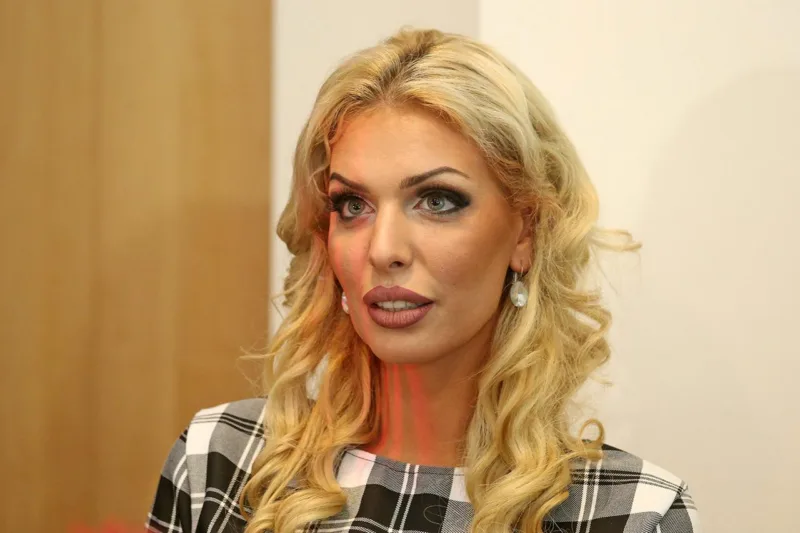 ava karabatić