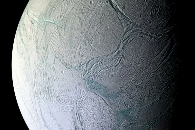 Enceladus+NASA_mid
