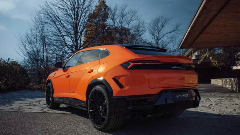 Lamborghini Urus SE 2